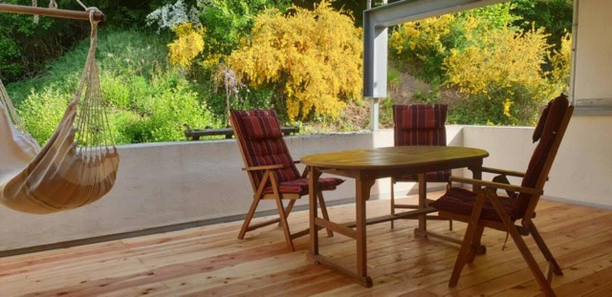 Moderne Wohnung Mit Studio In Bauernhausscheune Am See Biersdorf Exterior foto